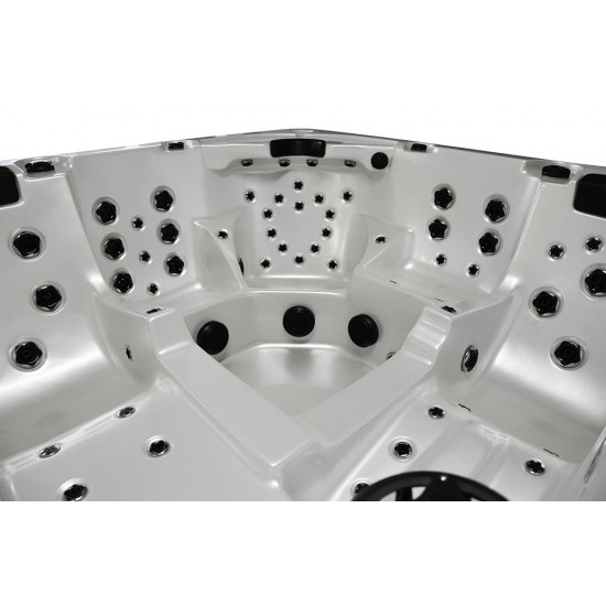 SPA Sūkurinė Vonia AMOG-1313 220x220x98cm.