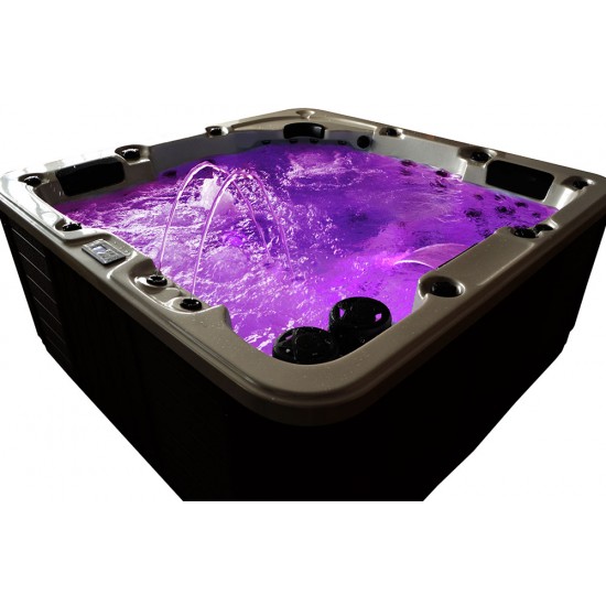 SPA Sūkurinė Vonia AMOG-1313 220x220x98cm.