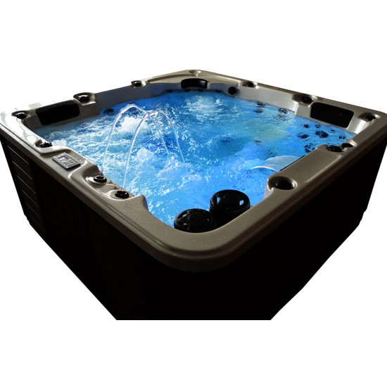 SPA Sūkurinė Vonia AMOG-1313 220x220x98cm.