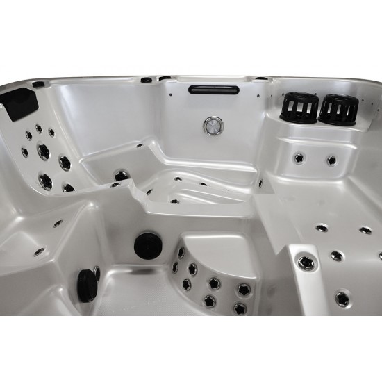 SPA Sūkurinė Vonia AMOG-1313 220x220x98cm.