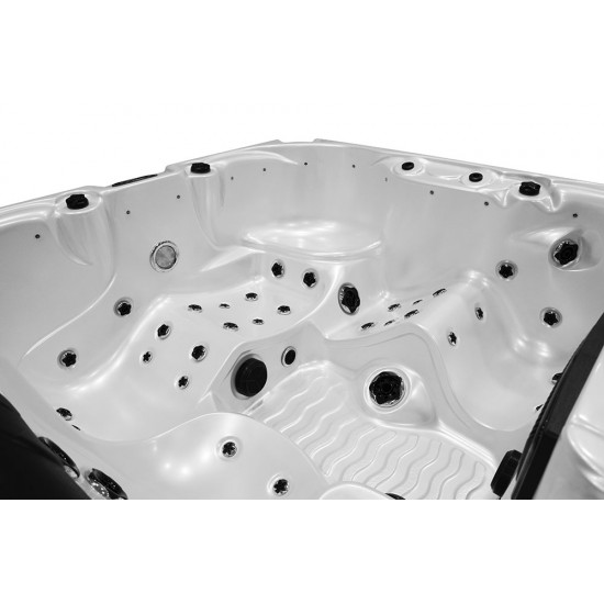 SPA Sūkurinė Vonia AMOG-1662 200x200x80 cm.