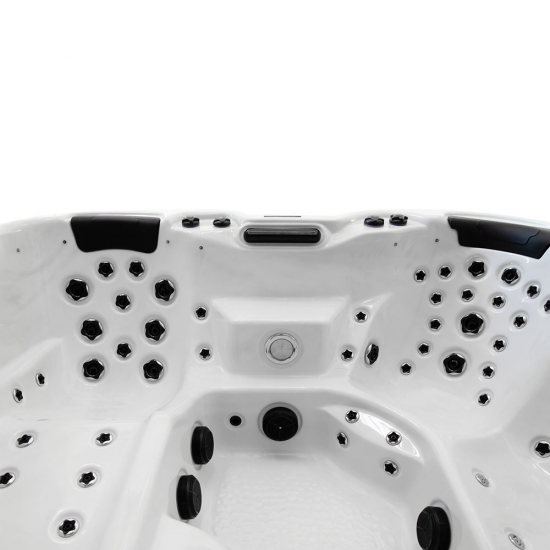 SPA Sūkurinė Vonia AMOG-1813 220x220 cm.