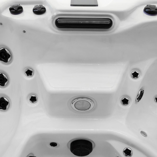 SPA Sūkurinė Vonia AMOG-1813 220x220 cm.